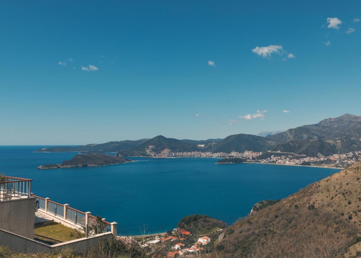 Carsko Selo Blizikuce * Budva