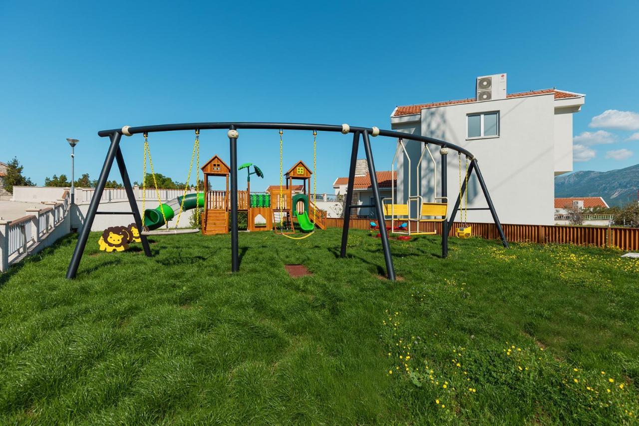 Carsko Selo Blizikuce Ferienhaus