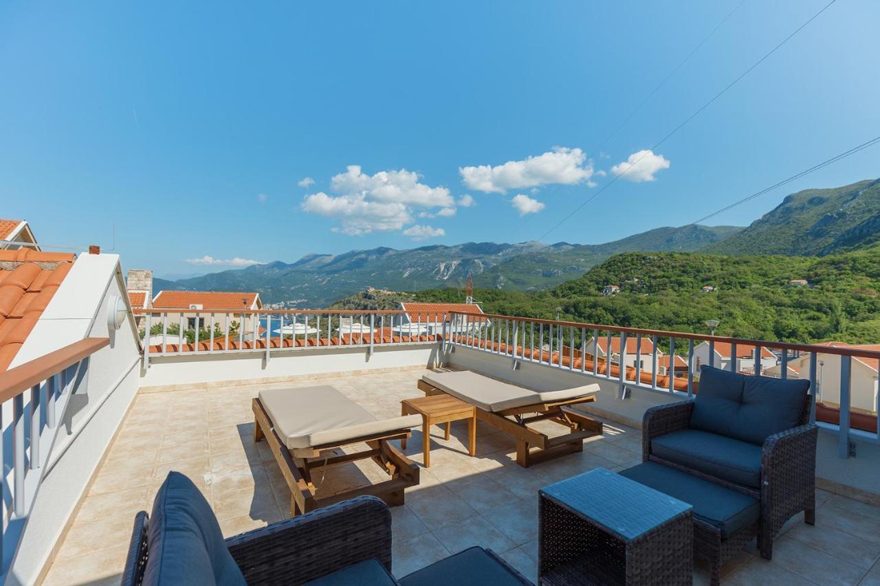 Ferienhaus Carsko Selo Blizikuce Budva