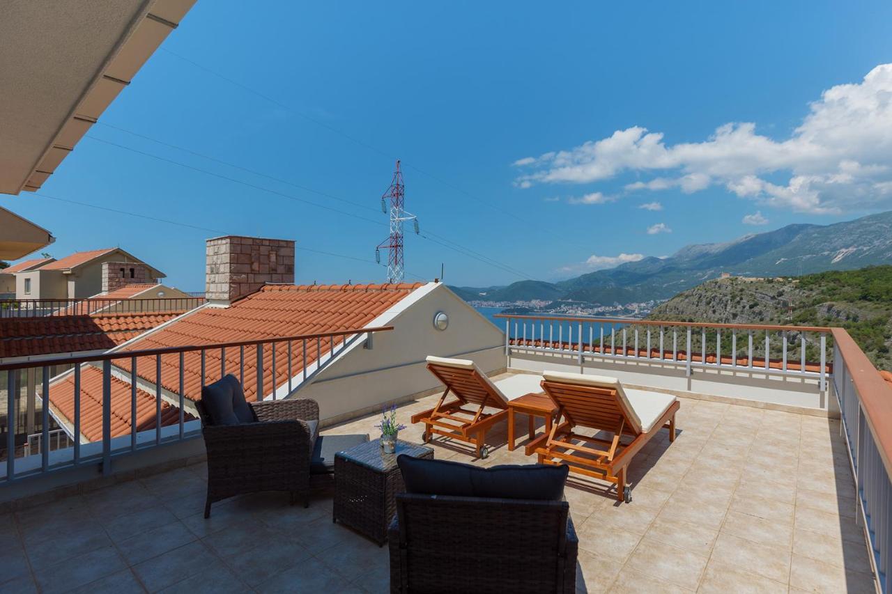 Carsko Selo Blizikuce * Budva