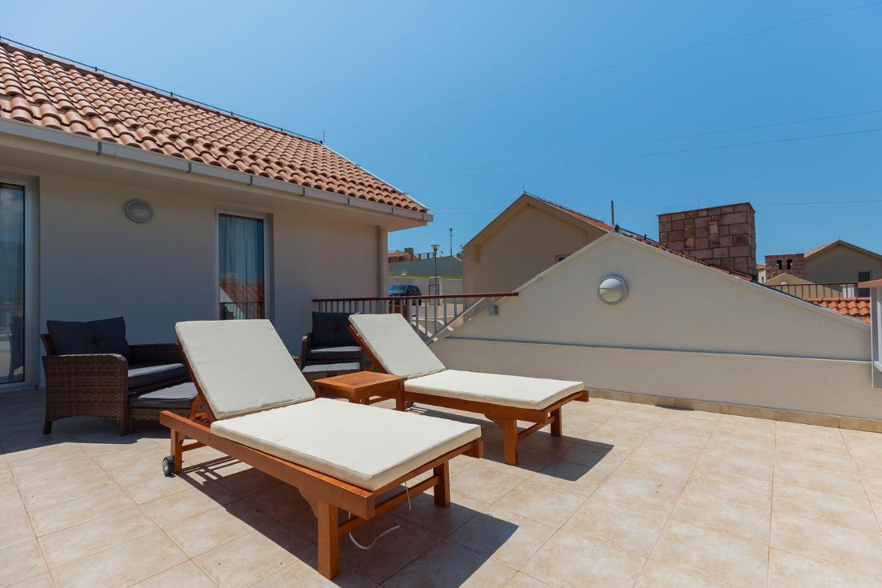 Holiday home Carsko Selo Blizikuce *