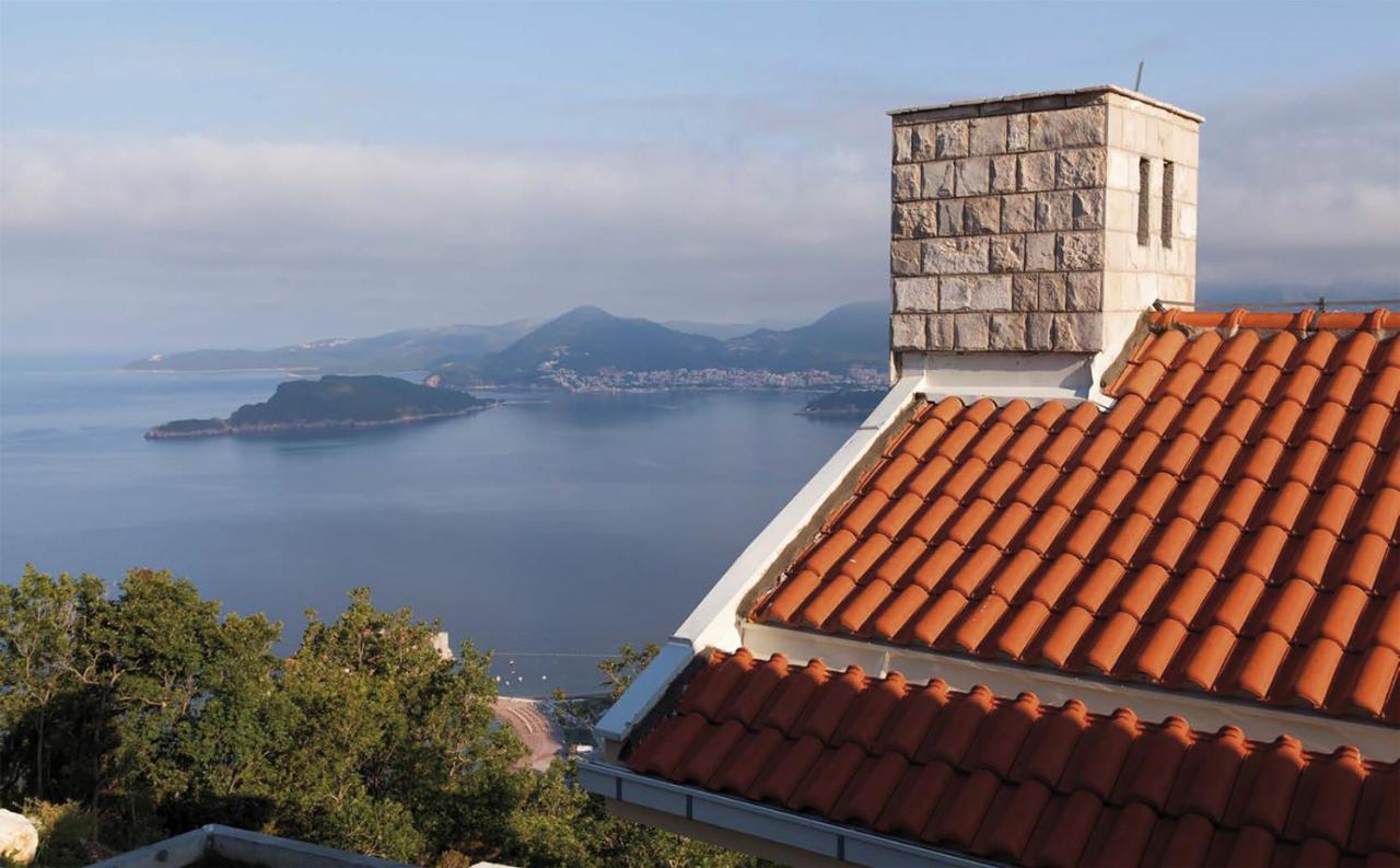 Ferienhaus Carsko Selo Blizikuce Budva