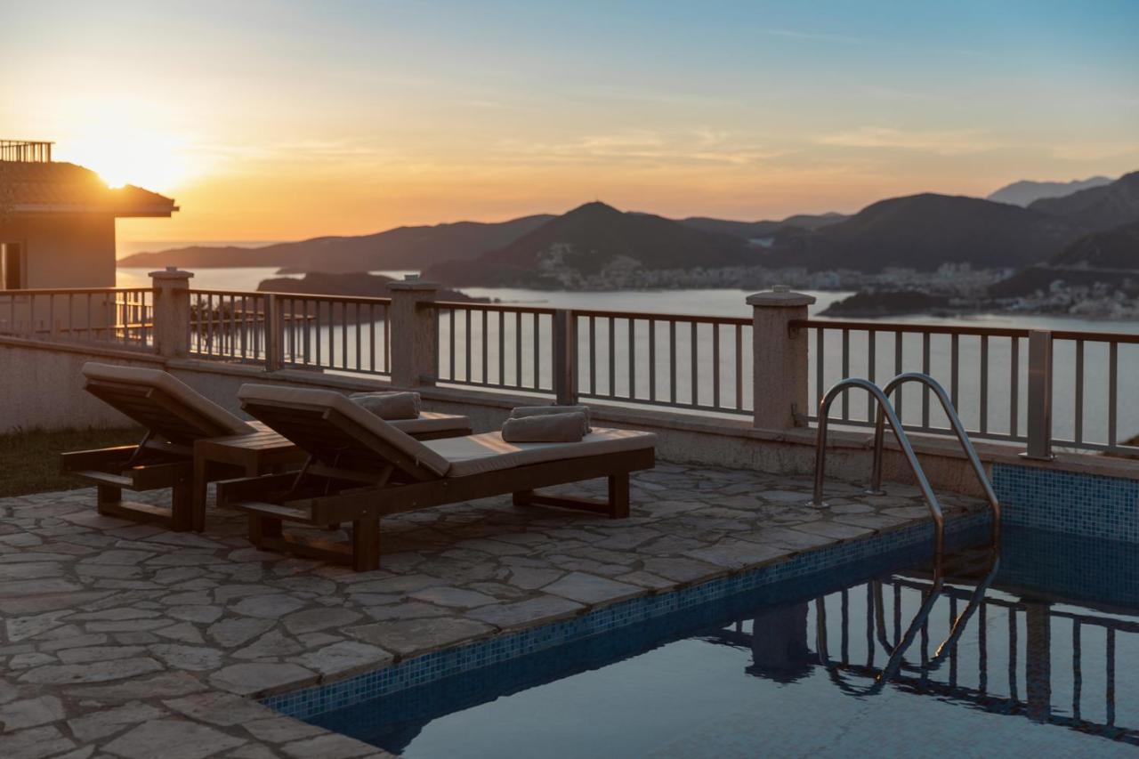 Ferienhaus Carsko Selo Blizikuce Budva